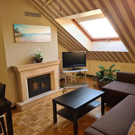 Apartament 106A Atico Con Garaje Y Chimenea Cerca De La Playa Gijón Zewnętrze zdjęcie